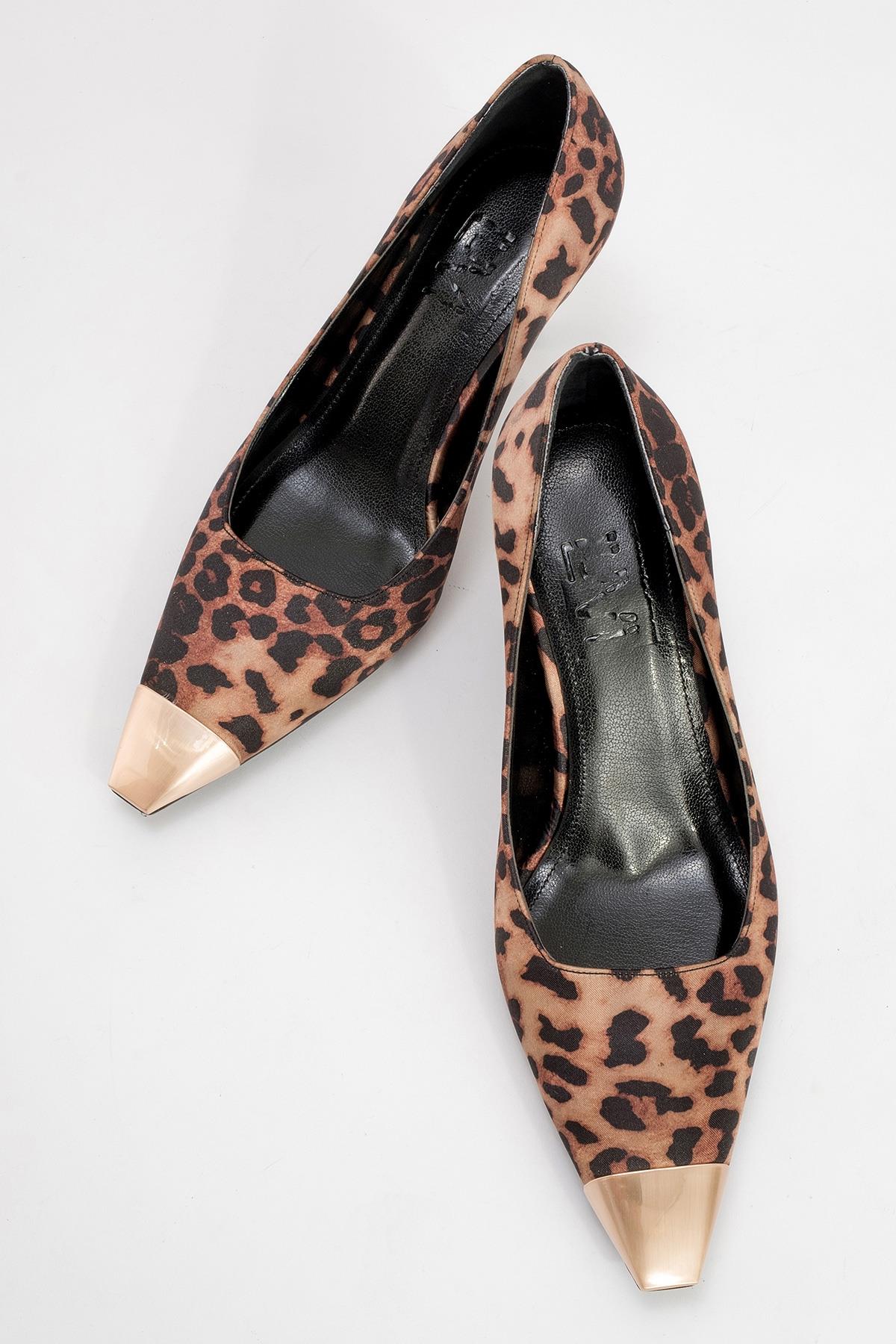 Moanda - Black/Yellow Patterned Stiletto Pump (Women) - Image 2