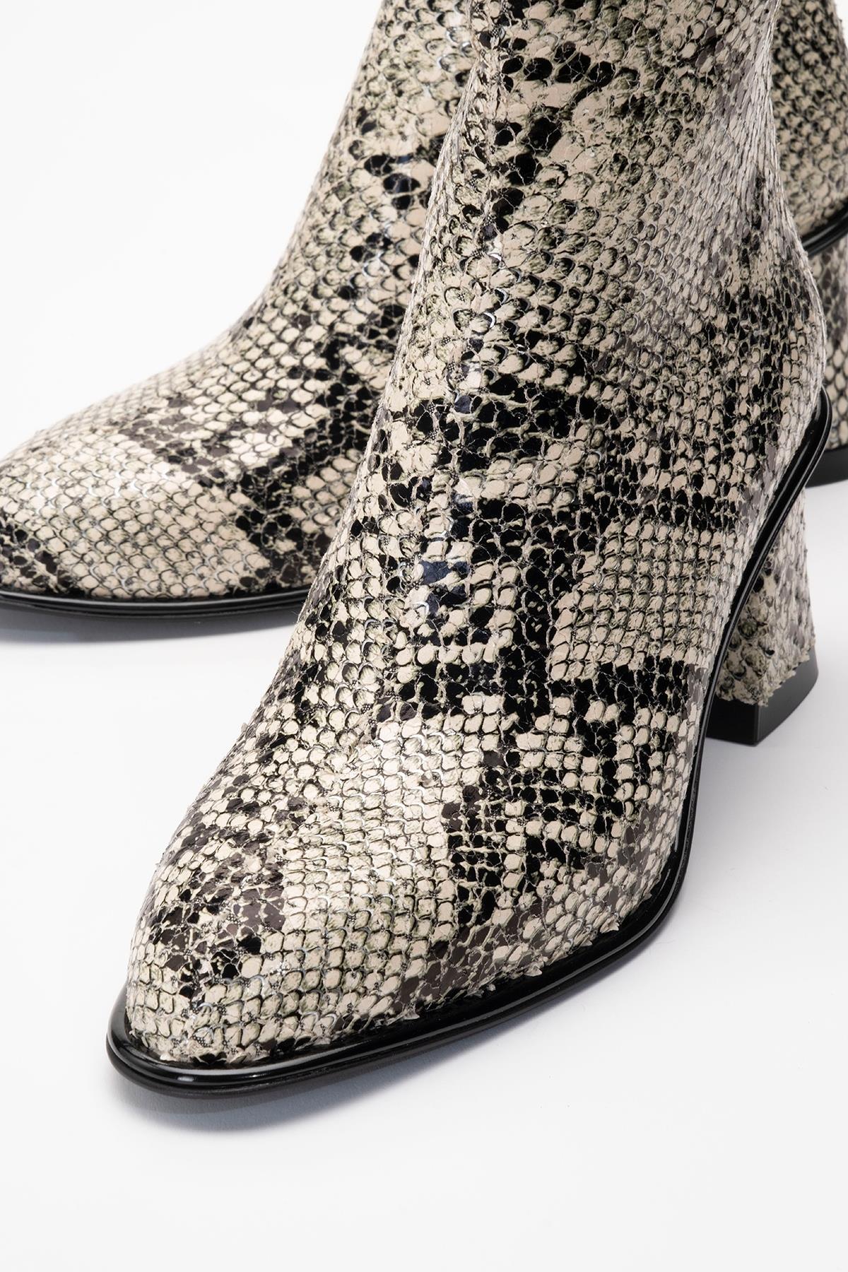 Nina - Black White Patterned Block Heel Ankle Boot (Women) - Image 3
