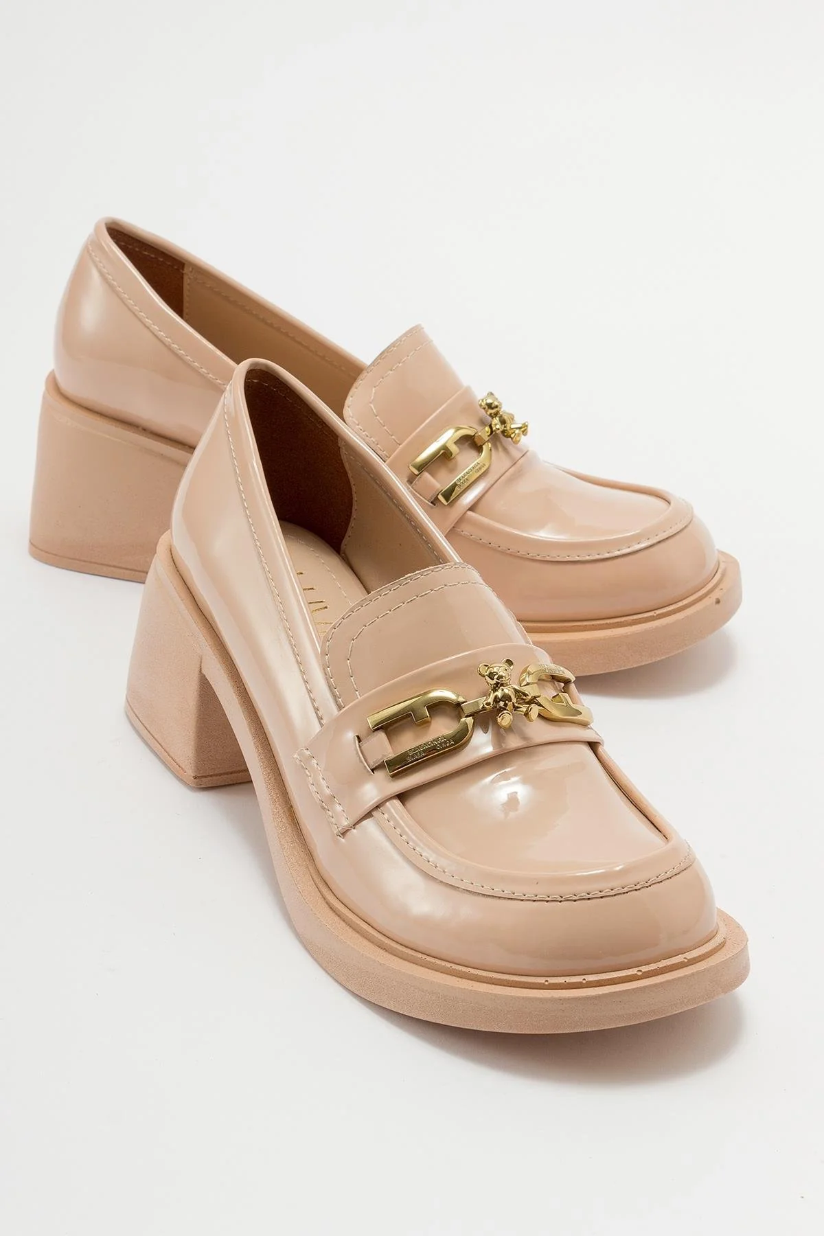 Omera - Beige Patent Shoe (Women)