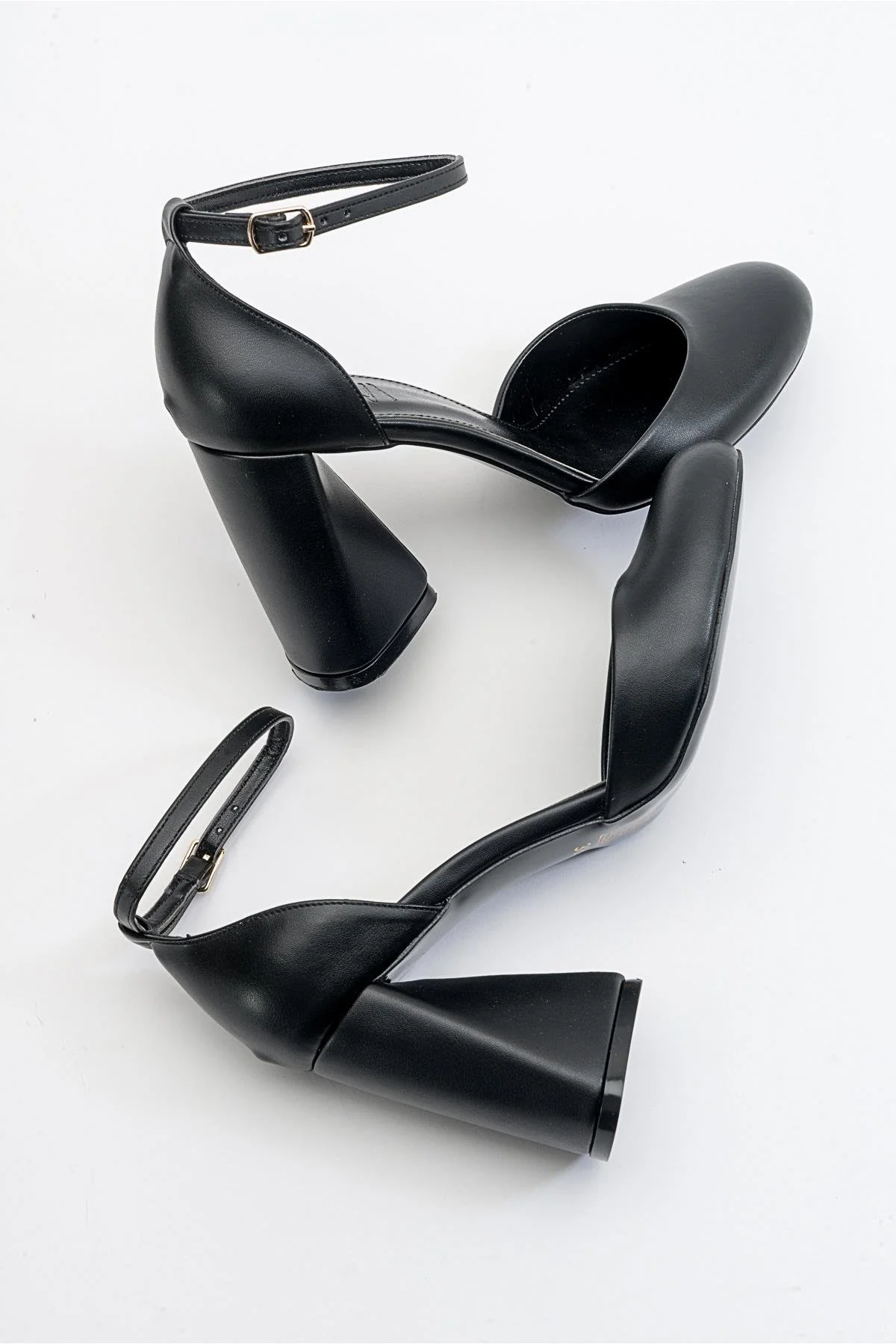 Oslo - Black Heeled Shoe (Women) - Image 5