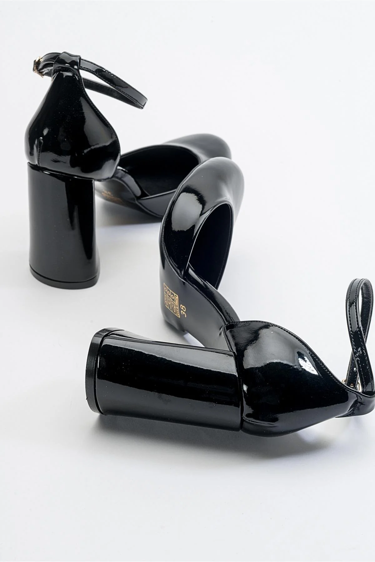 Oslo - Black Heeled Shoe (Women) - Image 3