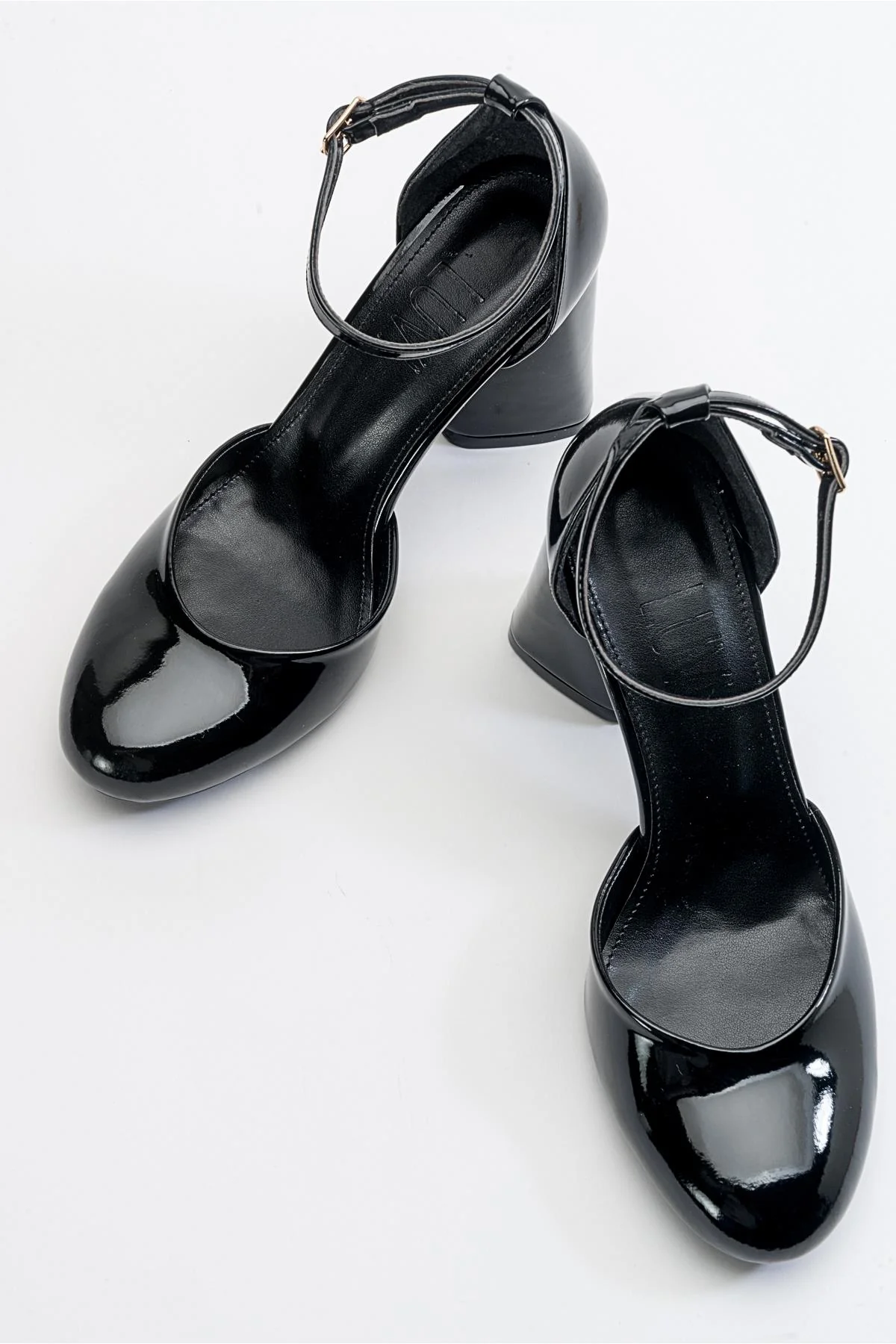 Oslo - Black Heeled Shoe (Women) - Image 4