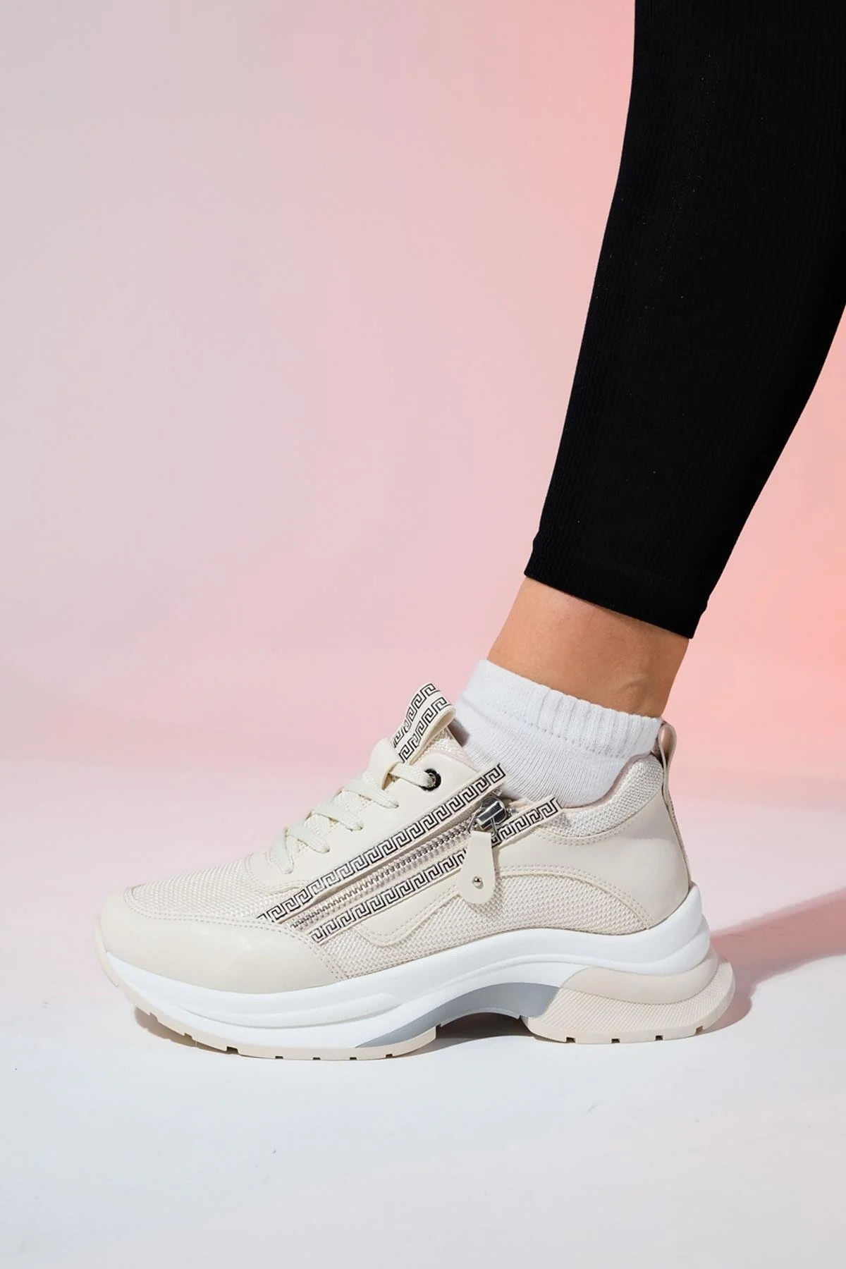 Oude - Ecru Zippered Platform Sneaker (Women) - Image 4
