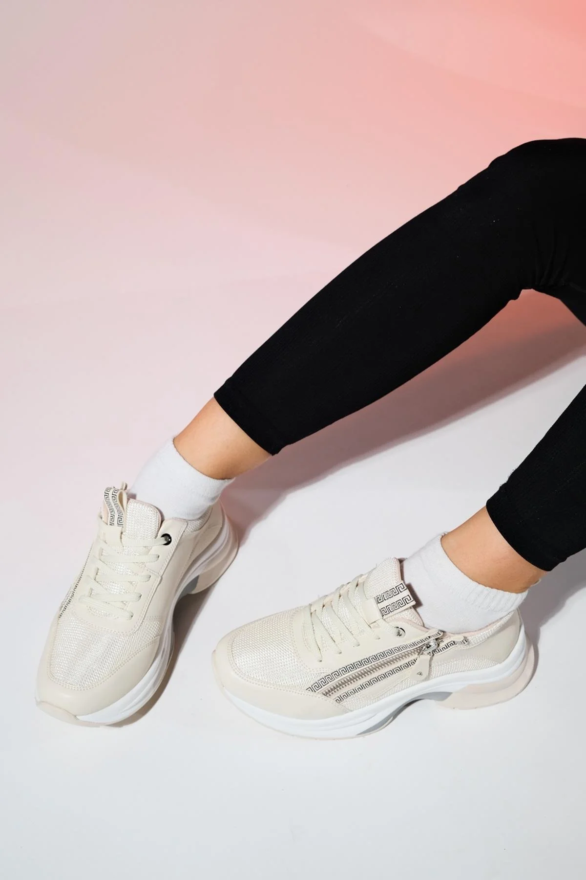 Oude - Ecru Zippered Platform Sneaker (Women) - Image 6