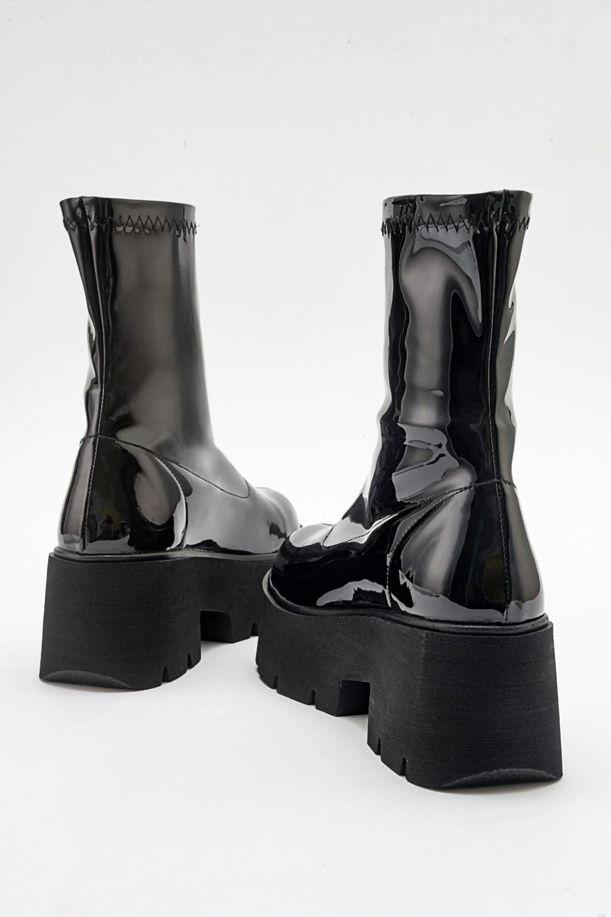 Ovil - Black Patent Thick Sole Zip Boot (Women) - Image 5