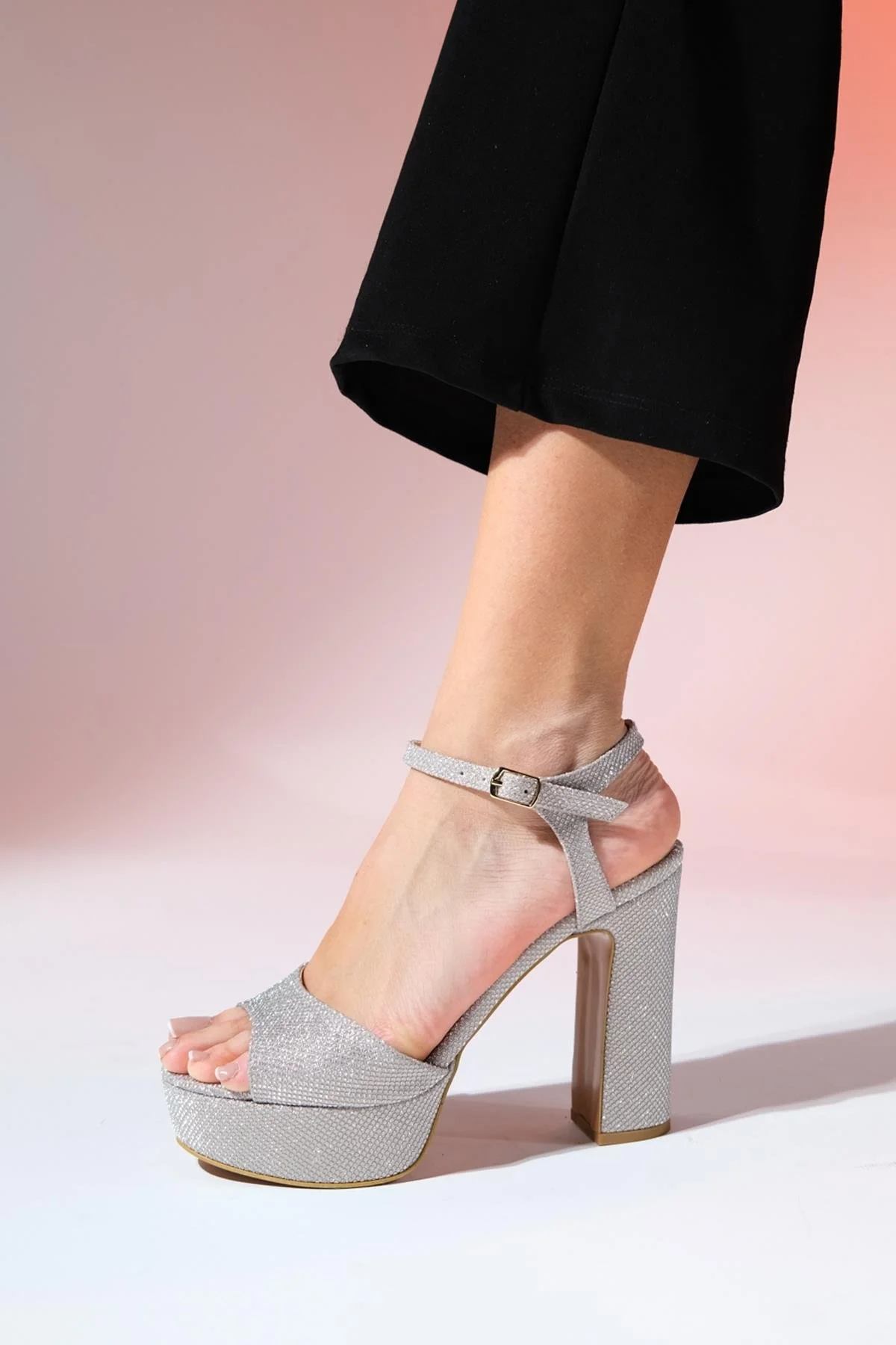 Owego - Rose Glitter Platform Heel Dress Shoe (Women) - Image 5
