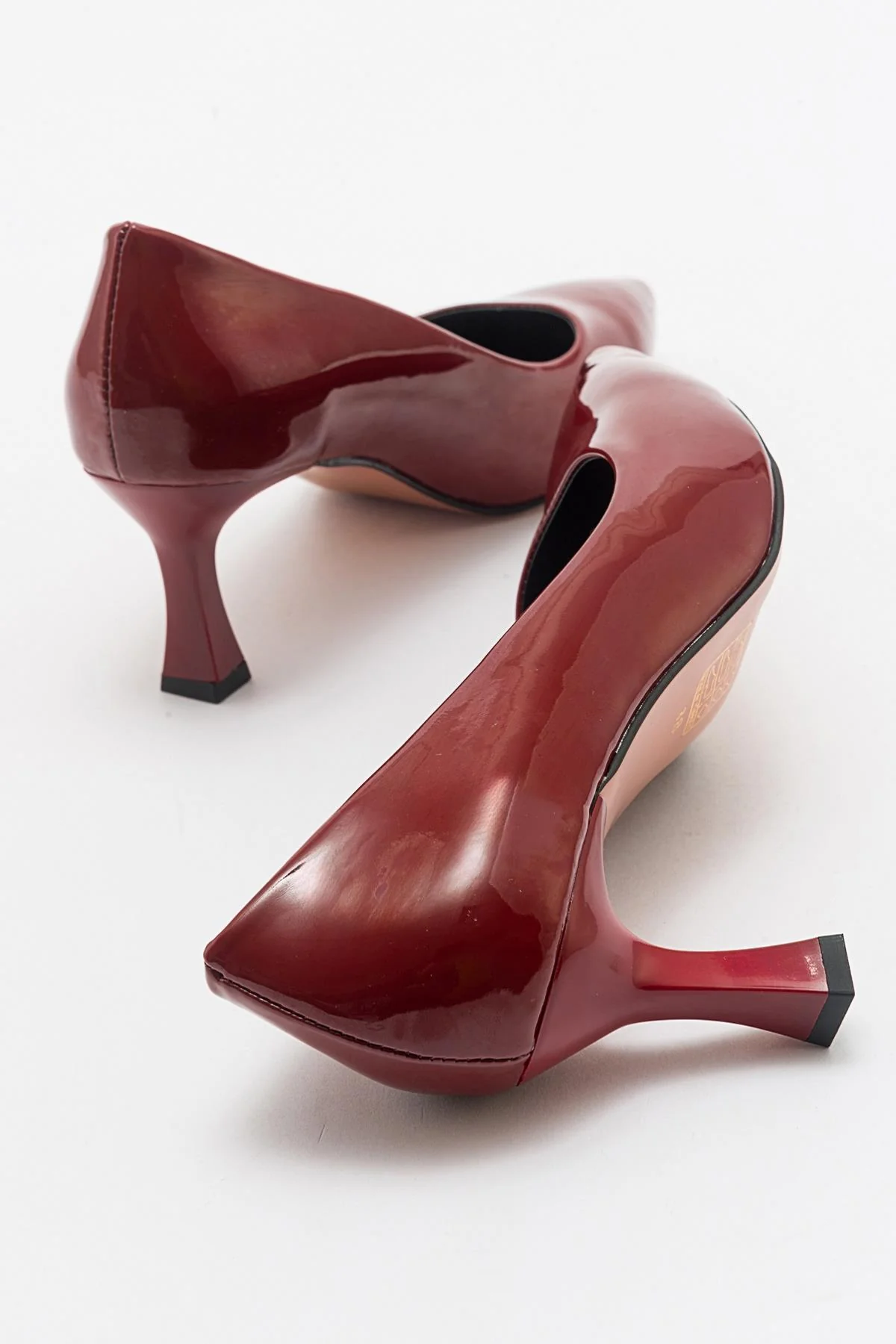 Pedra - Burgundy Patent Heeled Shoe (Women) - Image 3