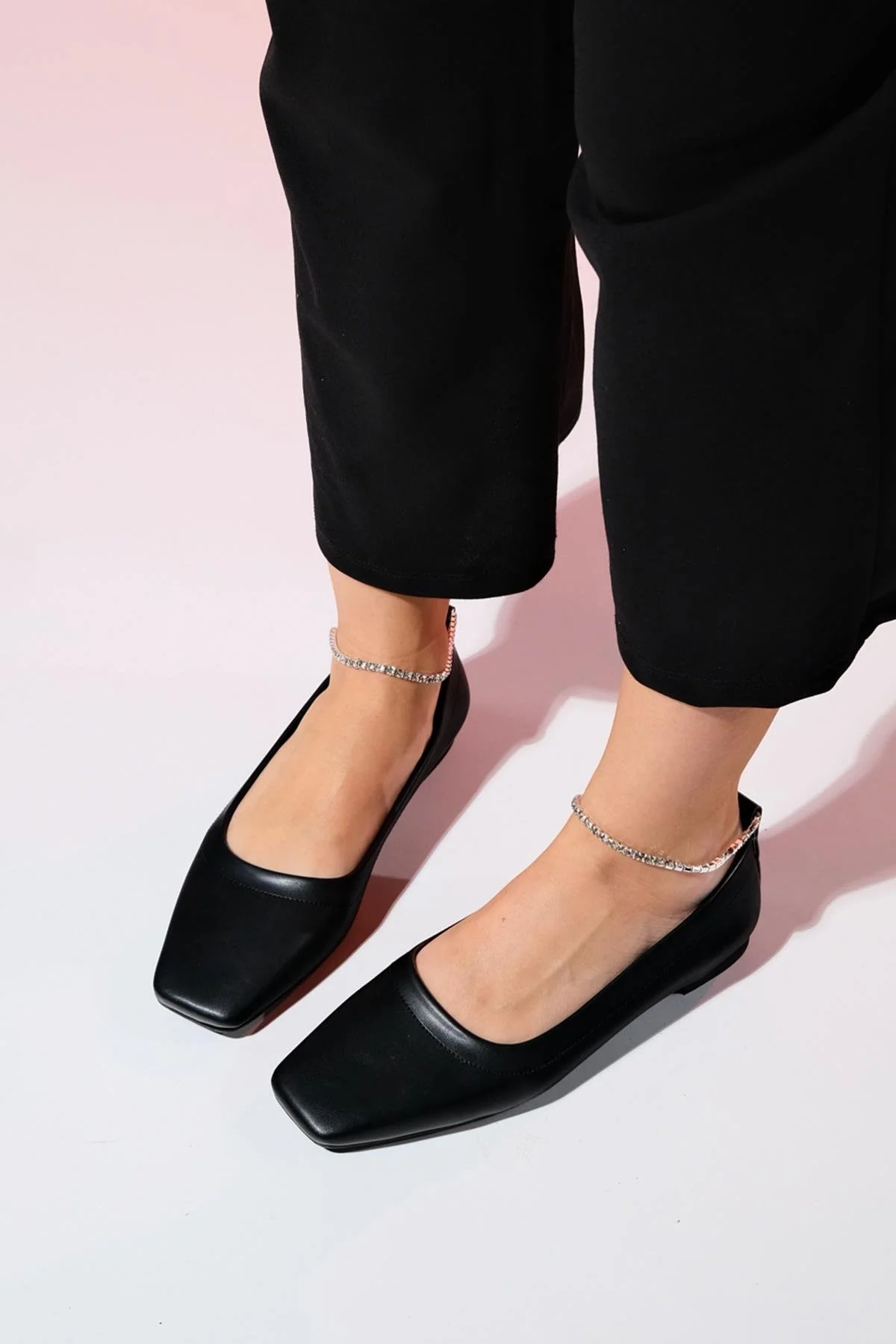 Pohan - Black Genuine Leather Stone-Embellished Ballet Flat (Women)