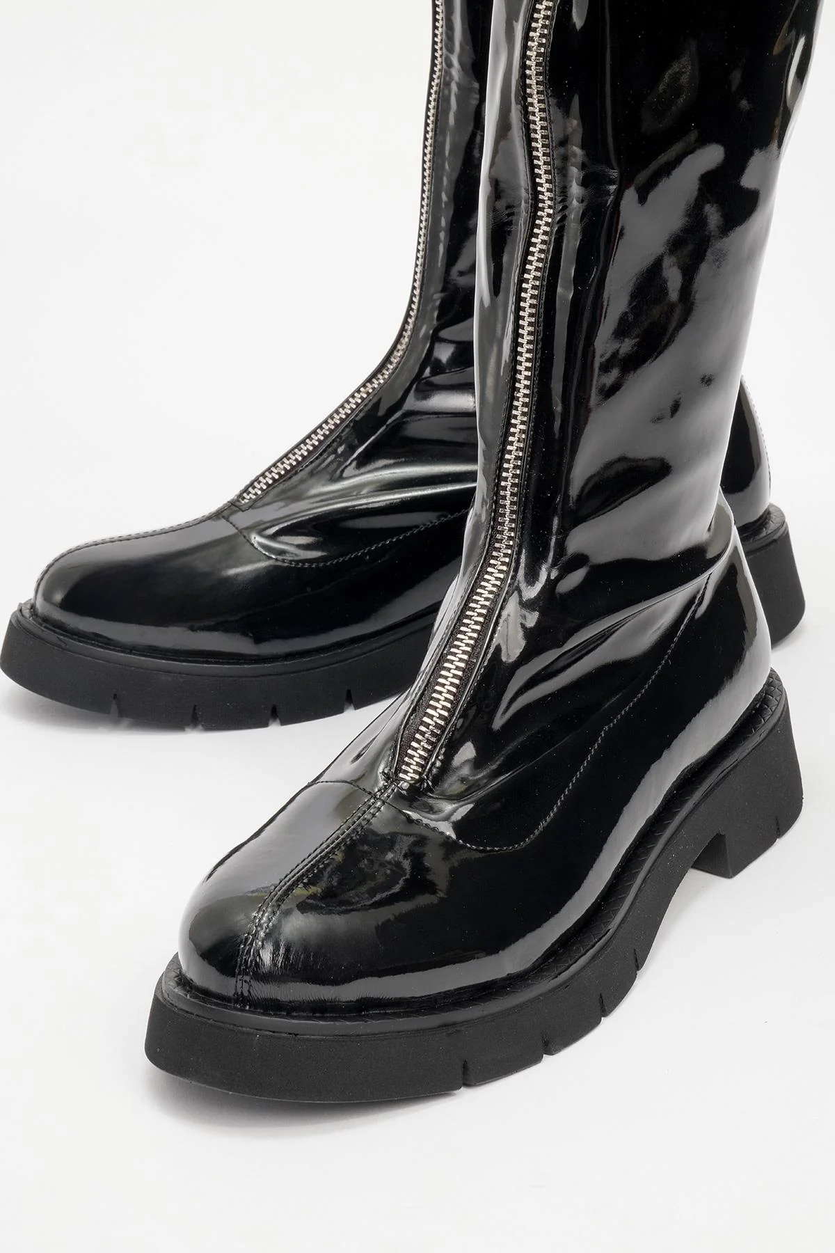 Reus - Black Patent Front-Zip Boot (Women) - Image 3