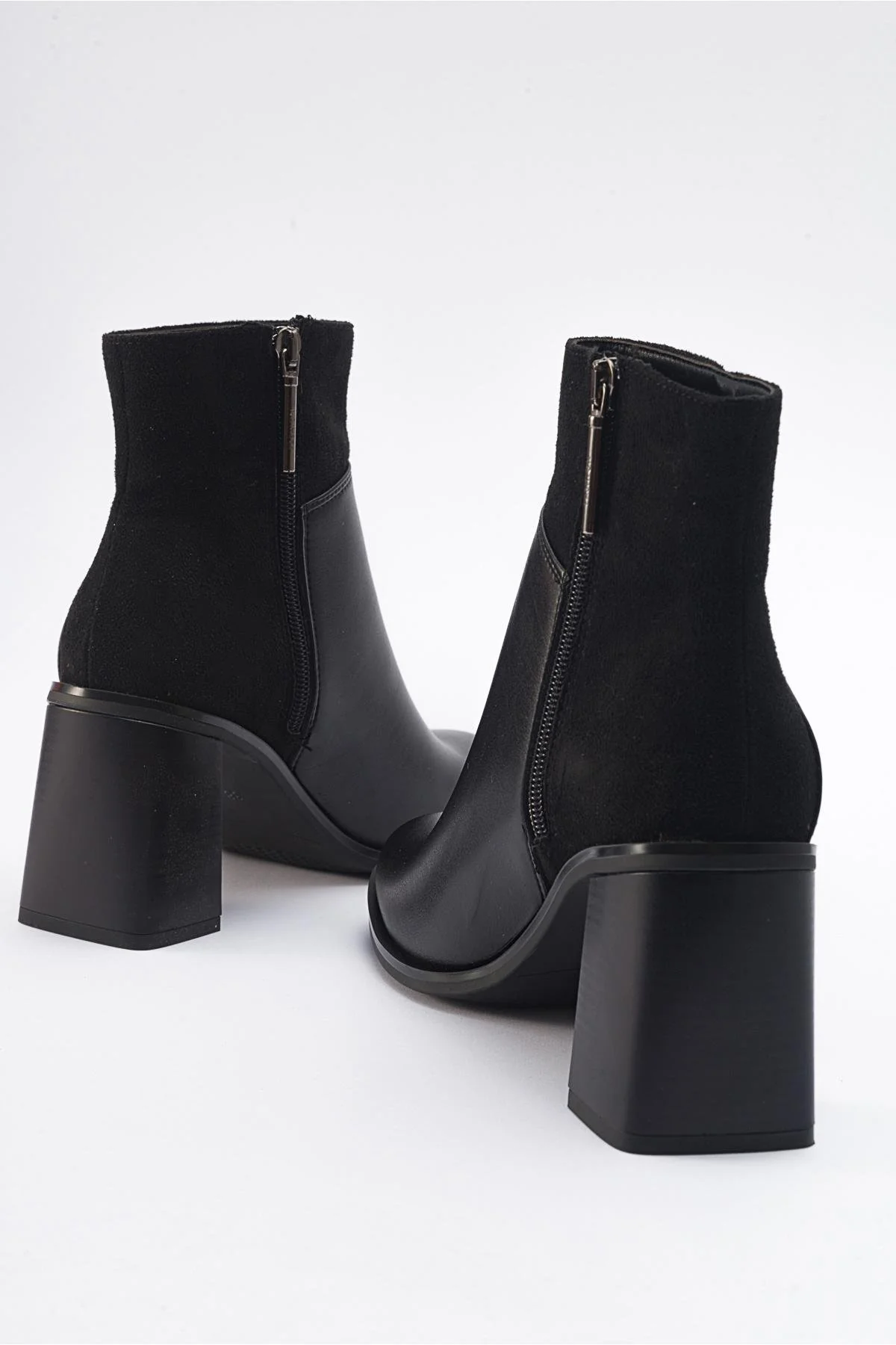 Ropa - Black Heeled Boot (Women) - Image 4