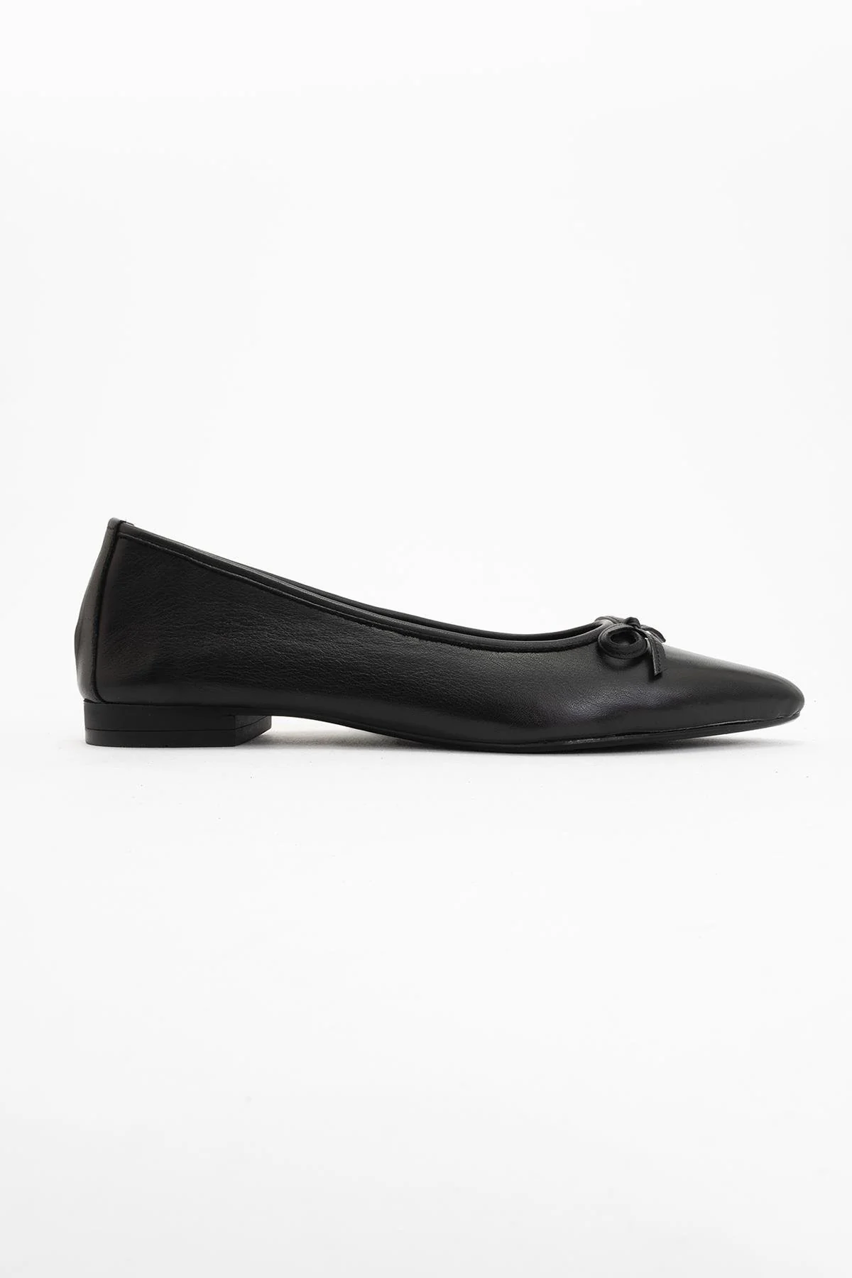 Ruby - Black Pointed Toe Leather Flats - Image 5