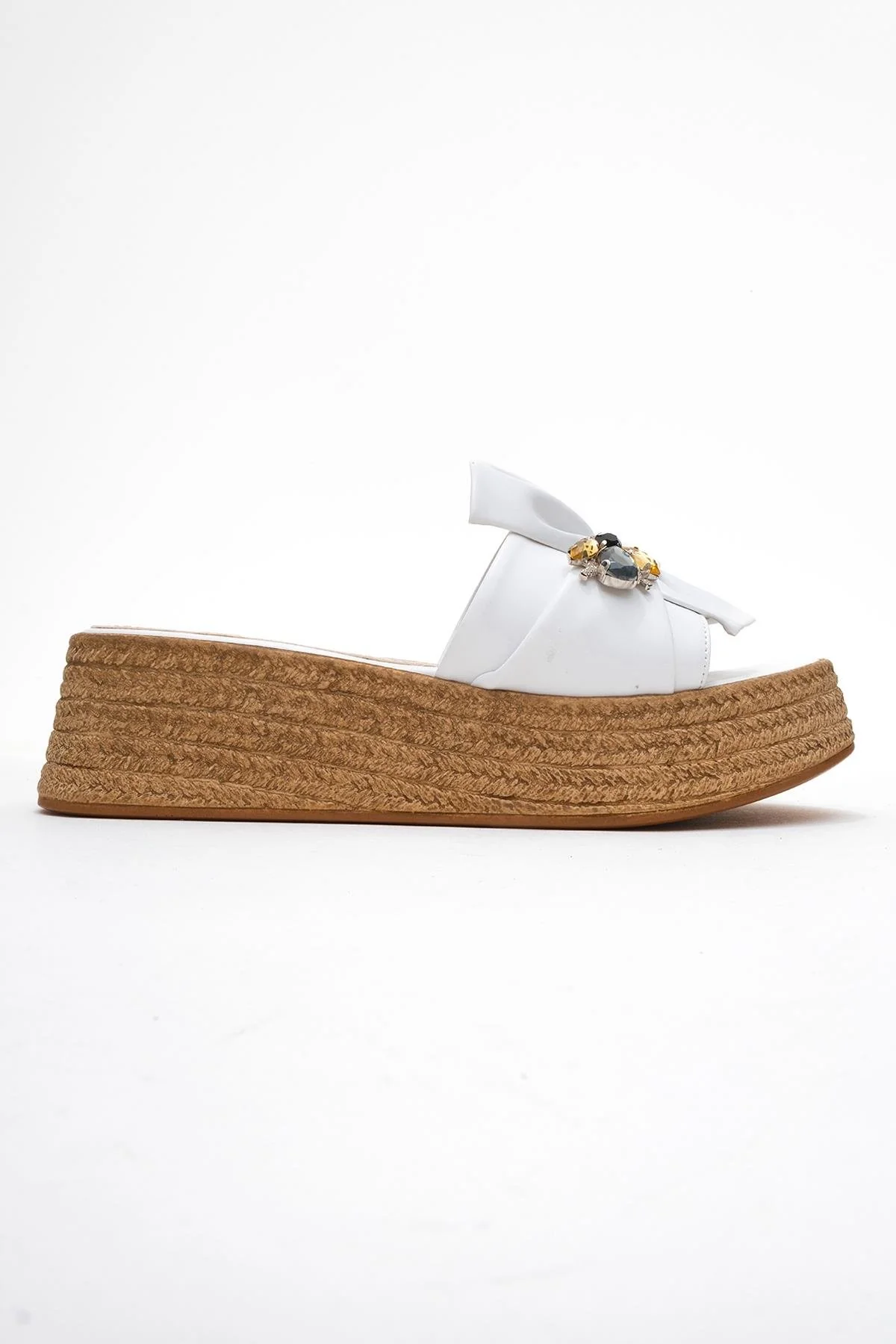 Shara White Bow & Bee Buckle Platform Sandal (Women) - Image 6