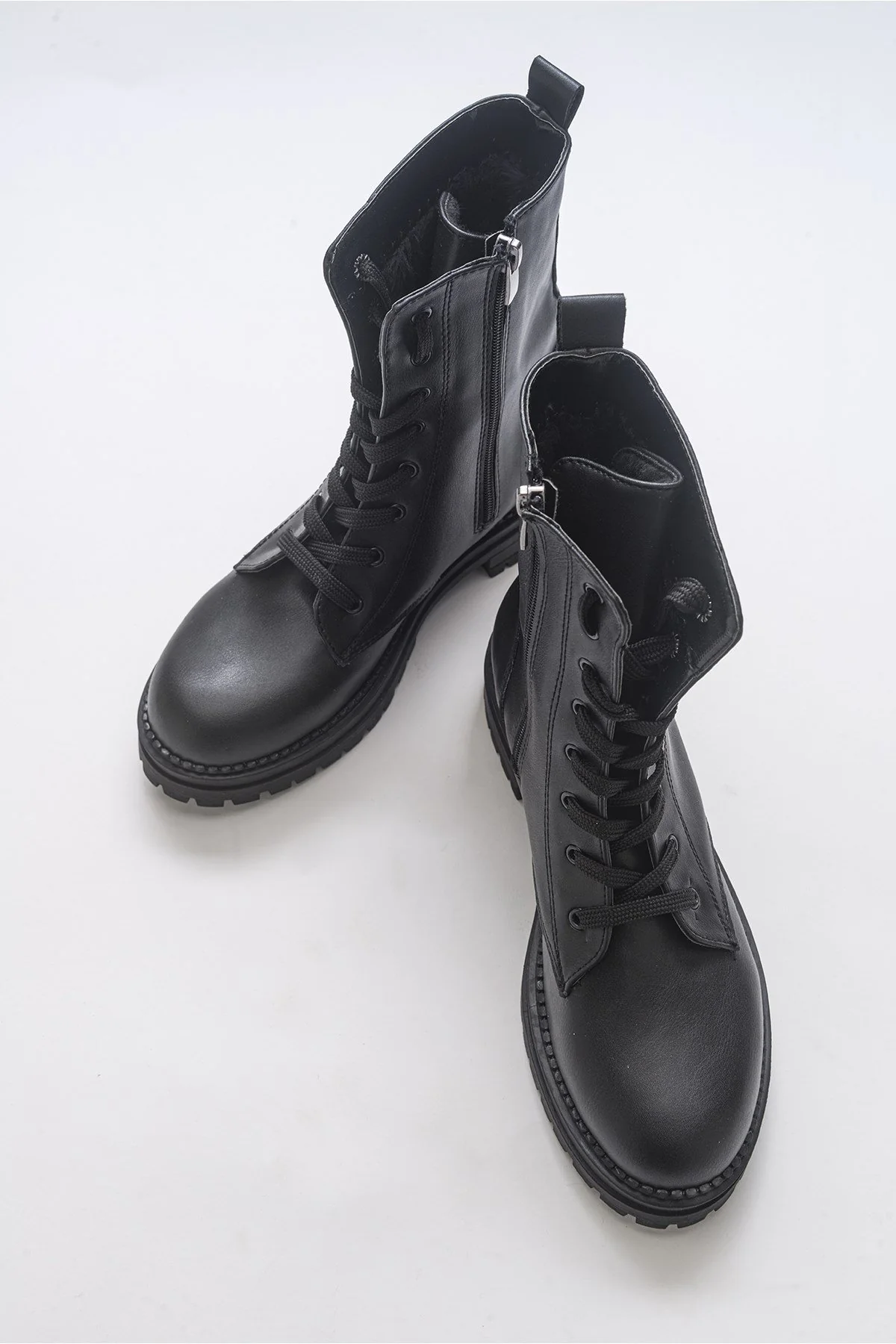Singa Black Boot (Women) - Image 5