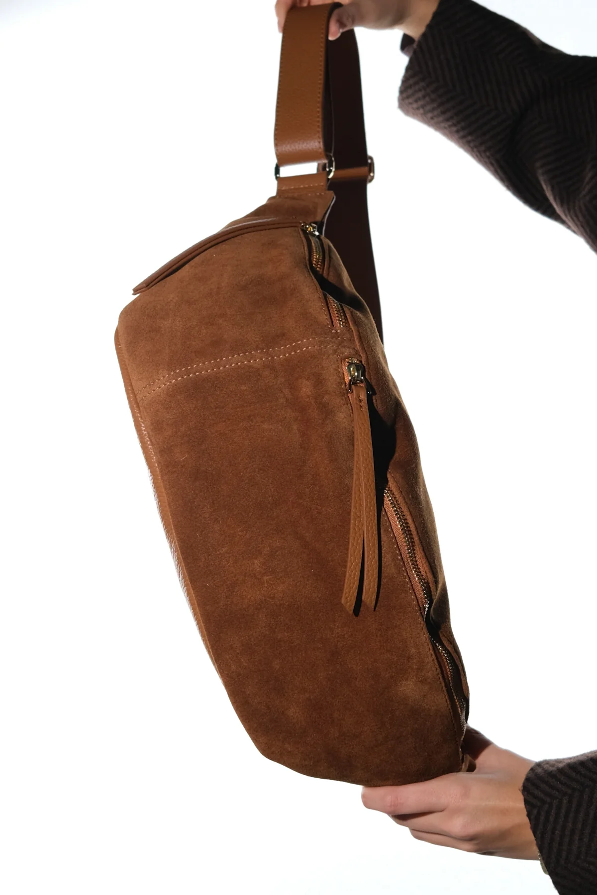 SOLA - Cognac Genuine Leather Body Bag (Women) - Image 4