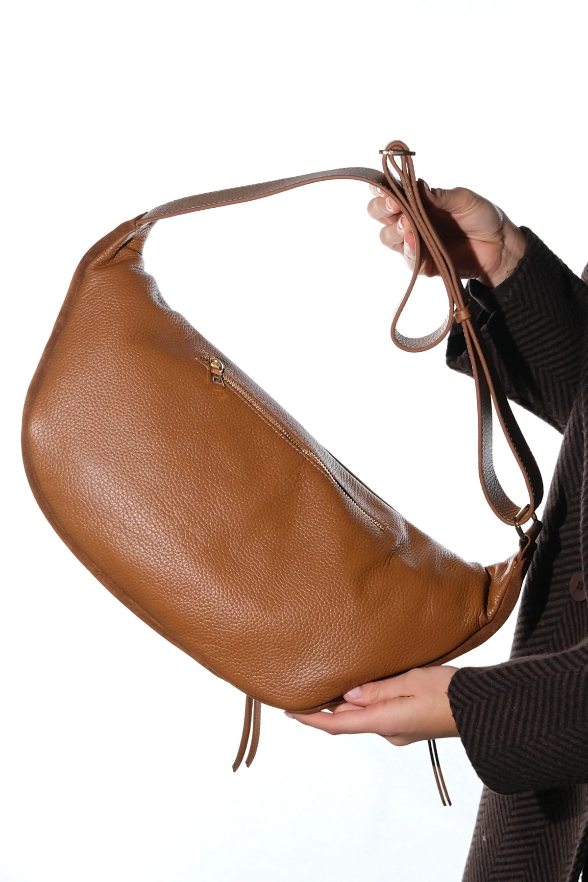 SOLA - Cognac Genuine Leather Body Bag (Women) - Image 5