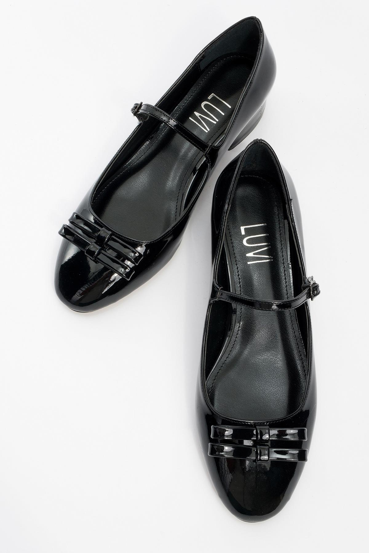 Stela - Black Patent Bow Heeled Ballet Flat (Women) - Image 2