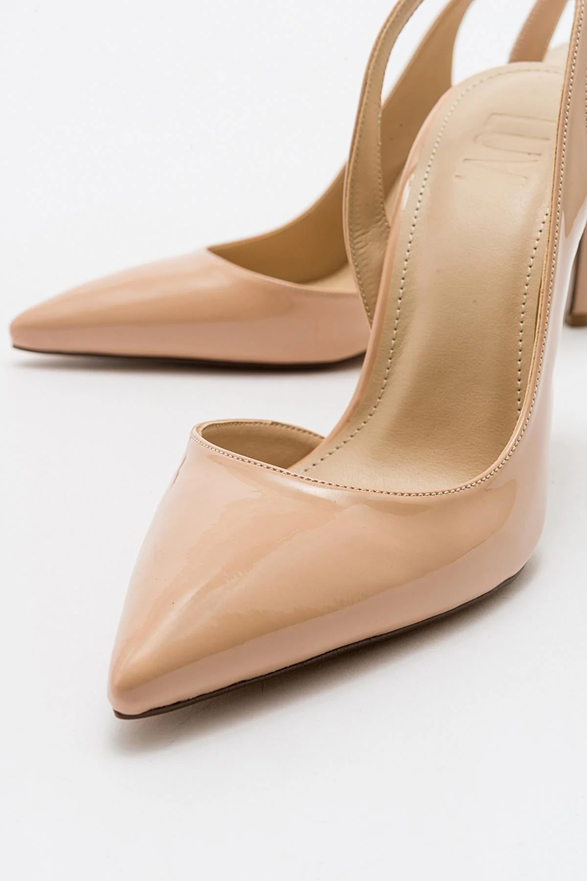 Twine - Beige Patent Heeled Shoe (Women) - Image 3