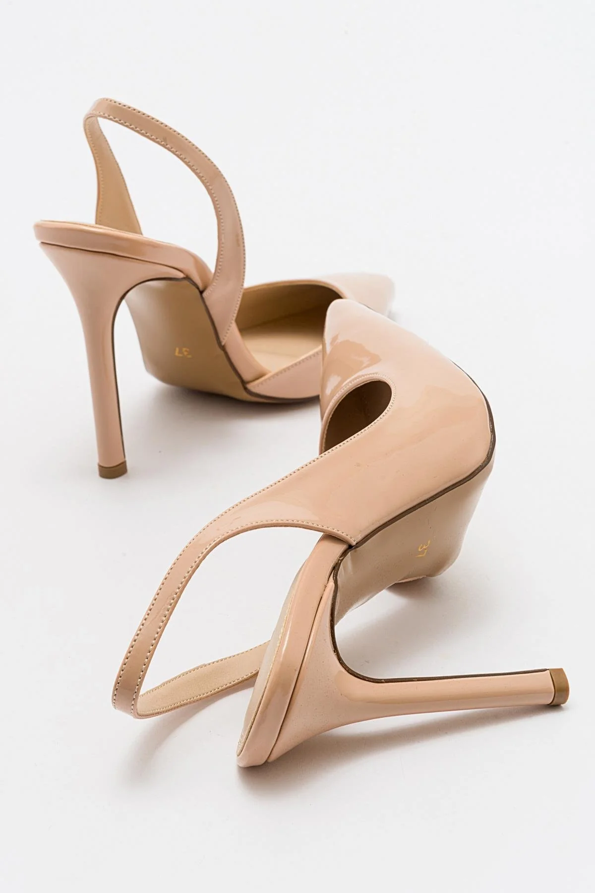 Twine - Beige Patent Heeled Shoe (Women) - Image 4