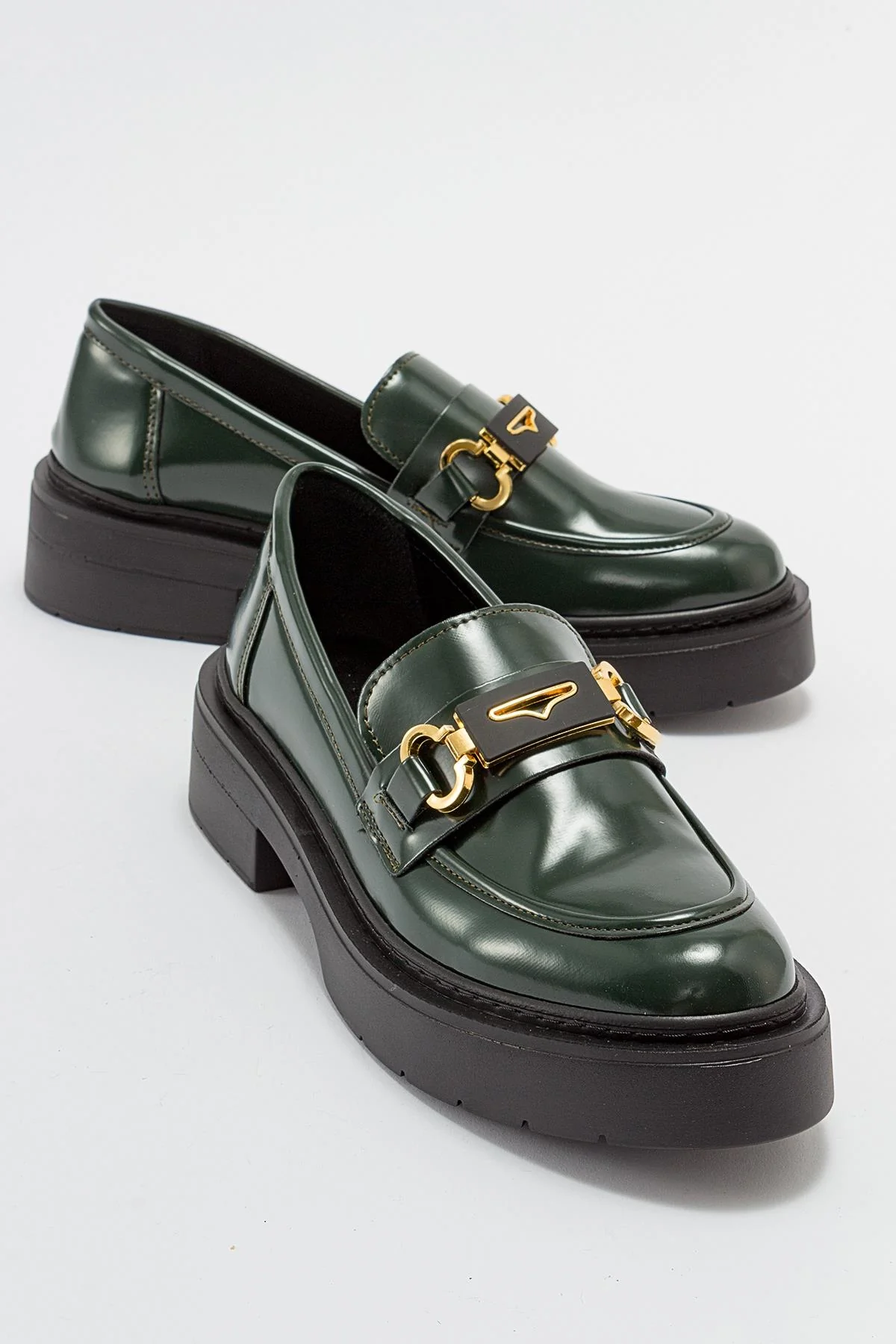 Unte - Green Loafer (Women)