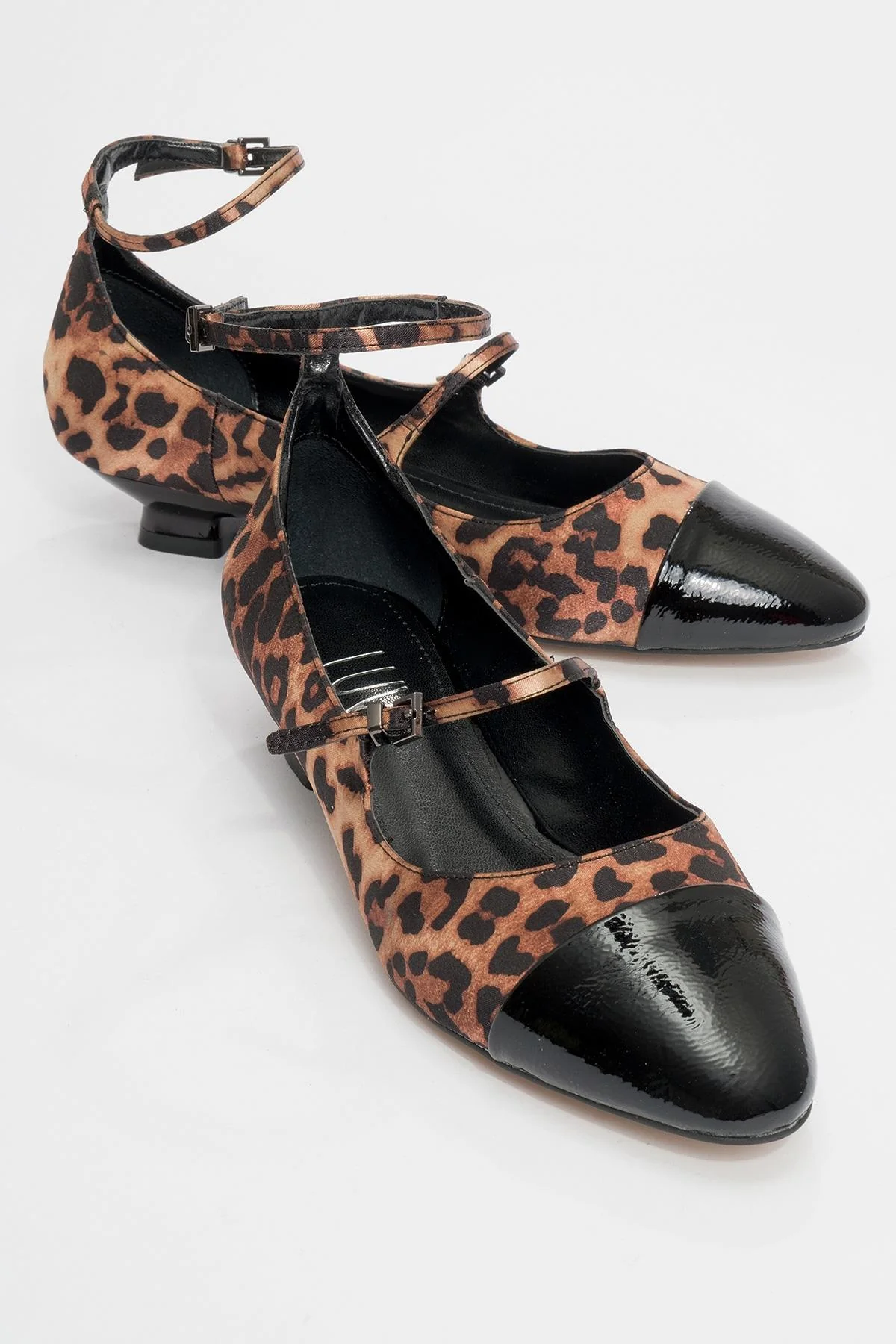 Uster - Black-Yellow Patterned Low Block Heel Shoe (Women)