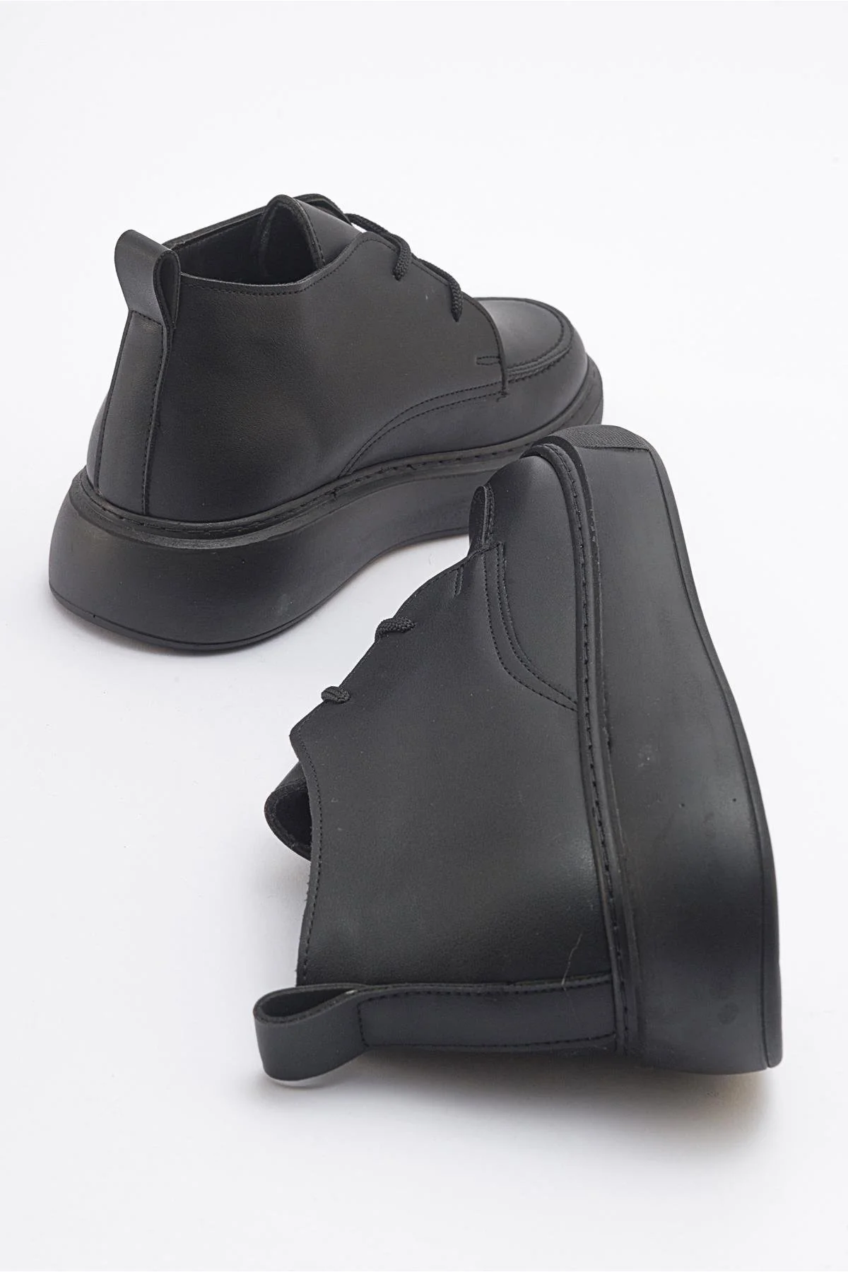 Valve - Black Boot (Women) - Image 3