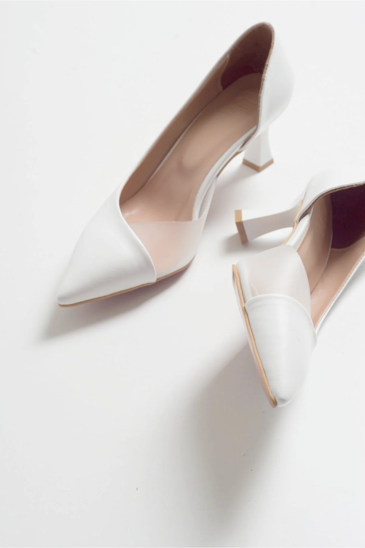 Vera White Pointed Toe Pump (Women) - Image 4
