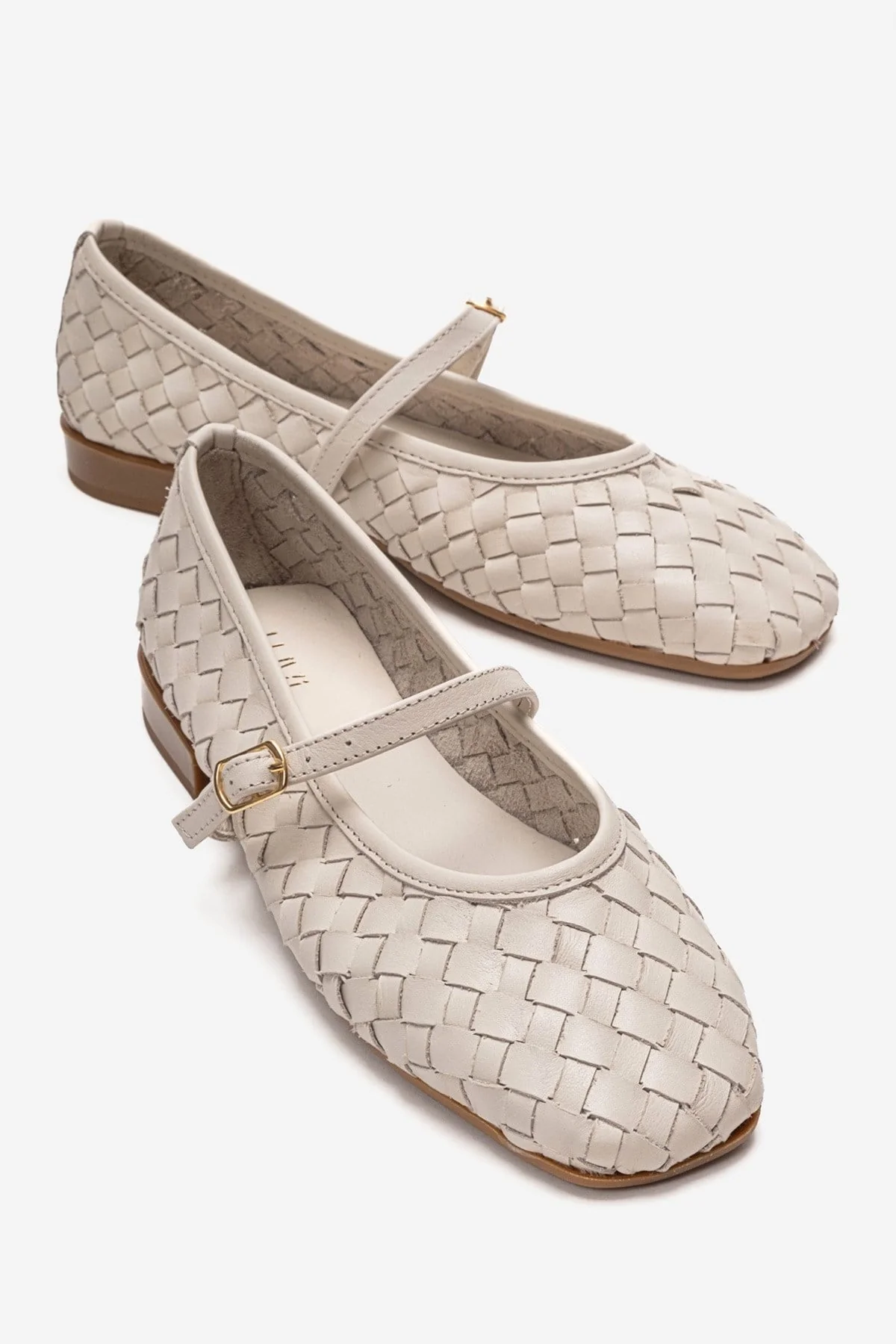Yevora - Cream Genuine Leather Woven Strap Ballet Flat (Women)
